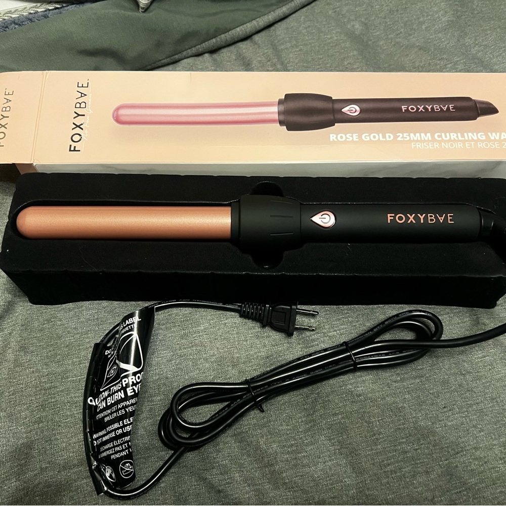 FOXYBae Rose Gold 25mm Curling Wand - Rose Gold/Black